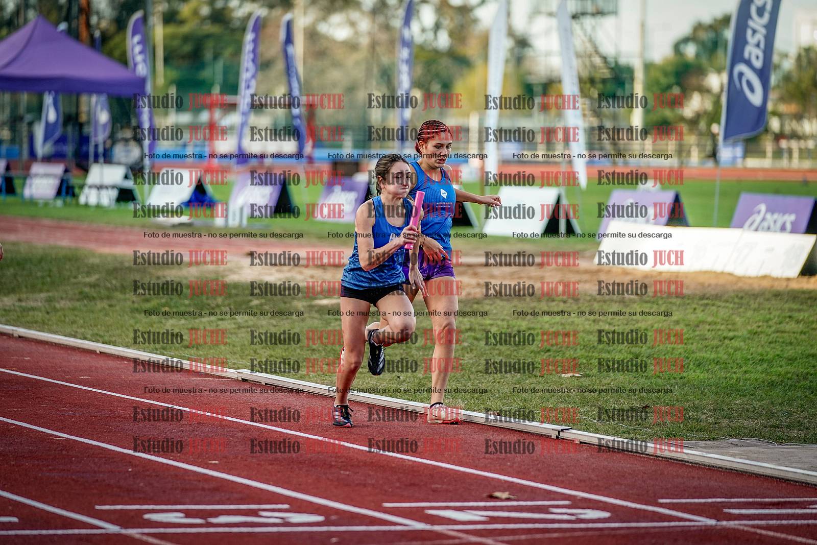 Fotos de las postas 4x400 m de mujeres