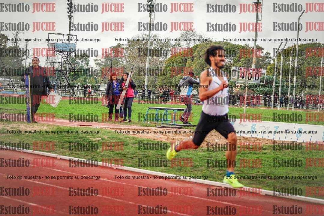 Fotos de los 3000 m llanos de varones