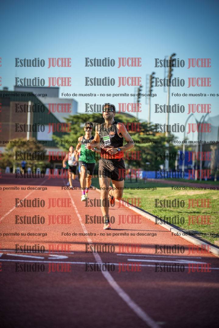 Fotos de los 3000 m llanos de varones