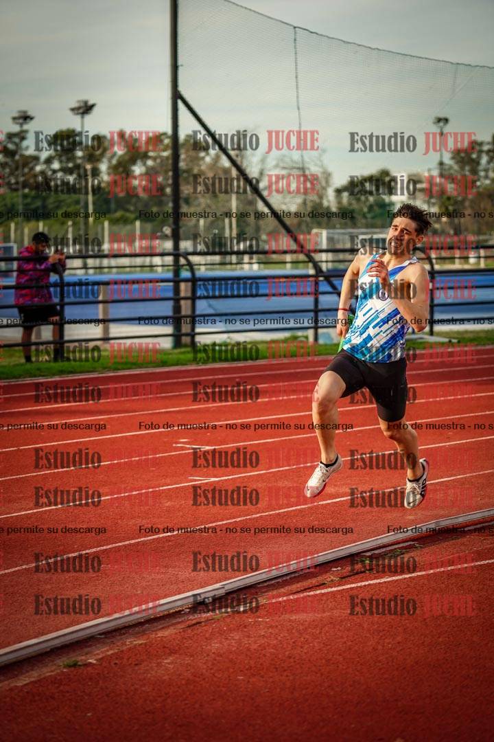 Fotos de las Postas 8x300 m mixta