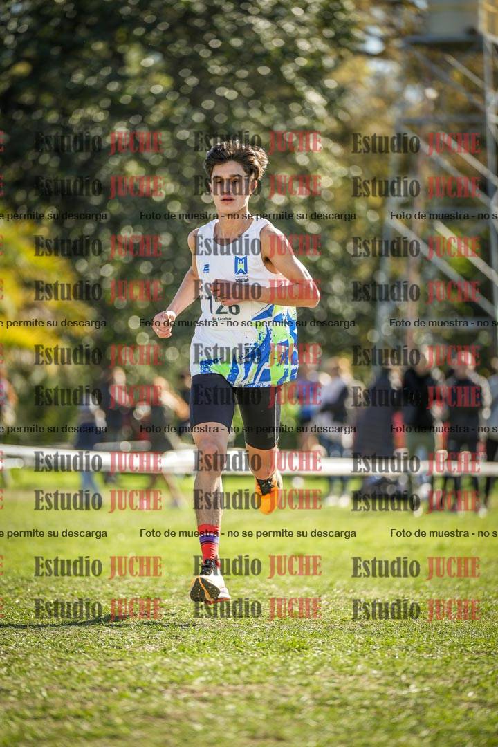 Fotos de la llegada del cross de 8000 m