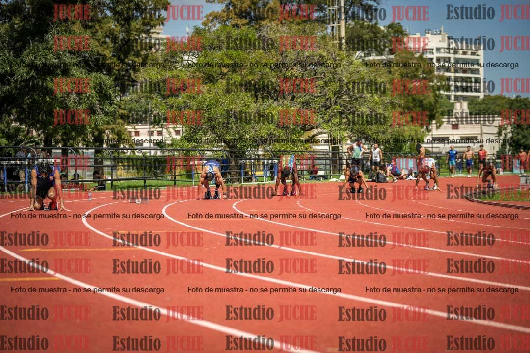 Fotos de los 200 m llanos de varones