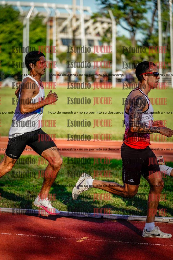 Fotos de los 3000 m llanos de varones