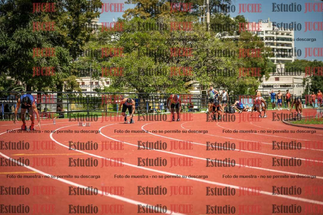 Fotos de los 200 m llanos de varones