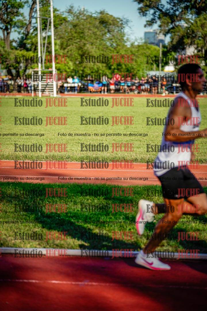 Fotos de los 3000 m llanos de varones
