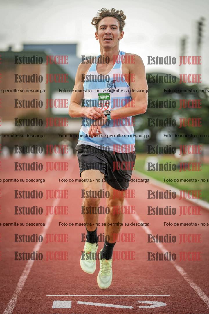 Fotos de los 3000 m llanos de varones