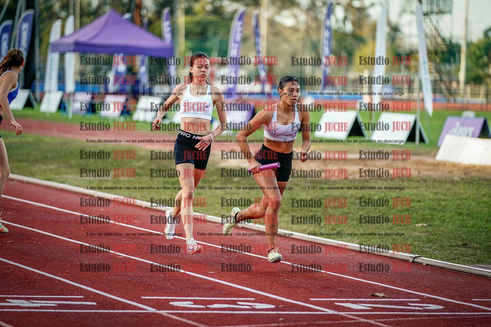 Fotos de las postas 4x400 m de mujeres