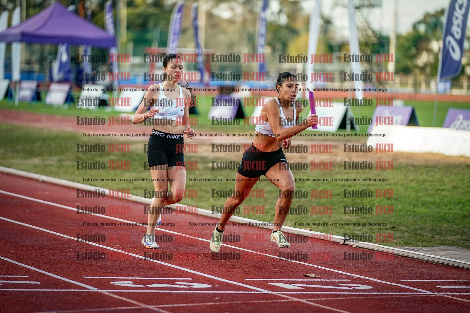 Fotos de las postas 4x400 m de mujeres
