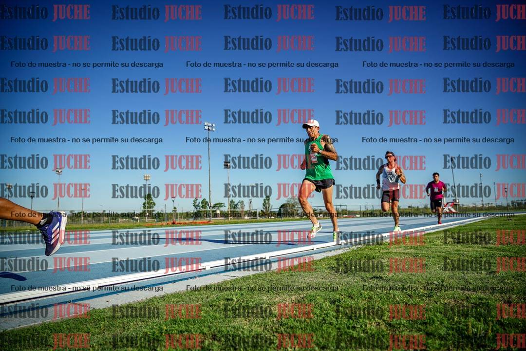 Fotos de los 3000 m llanos de varones