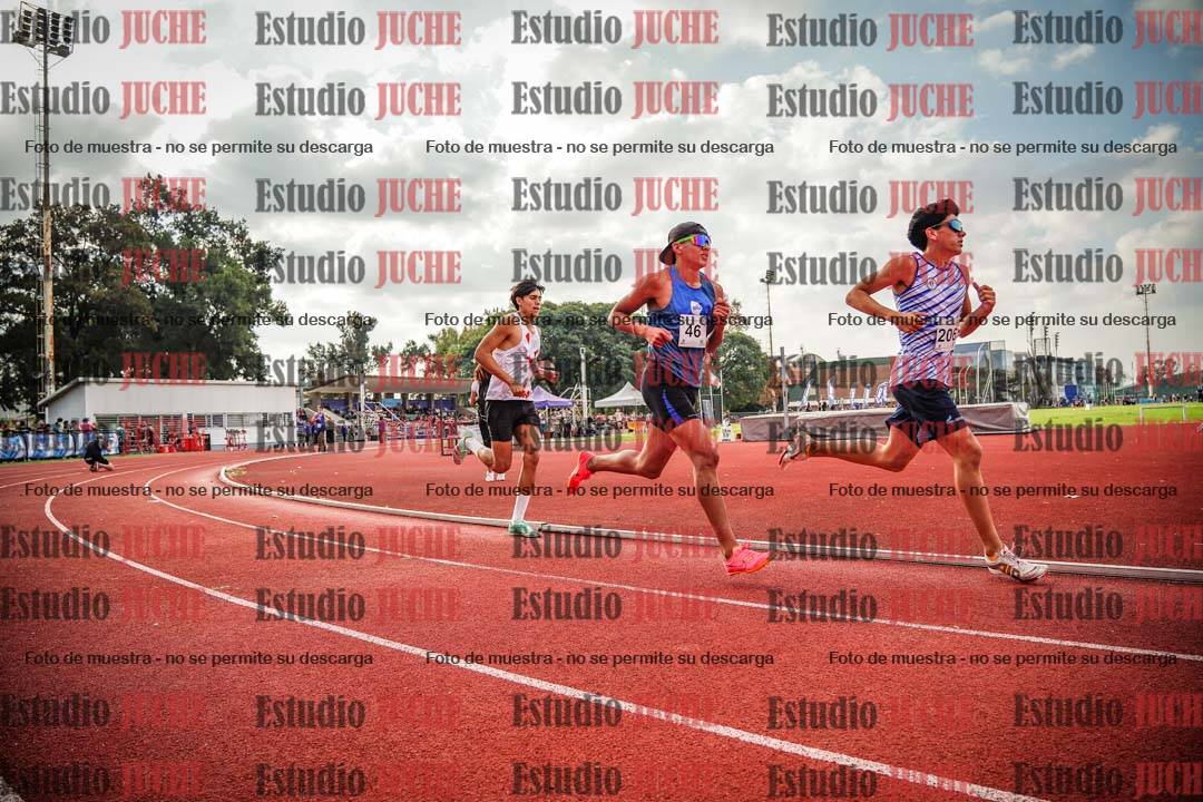 Fotos de los 1500 m llanos de varones - decatlón 10