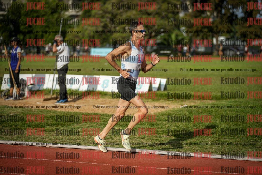 Fotos de los 3000 m llanos de varones