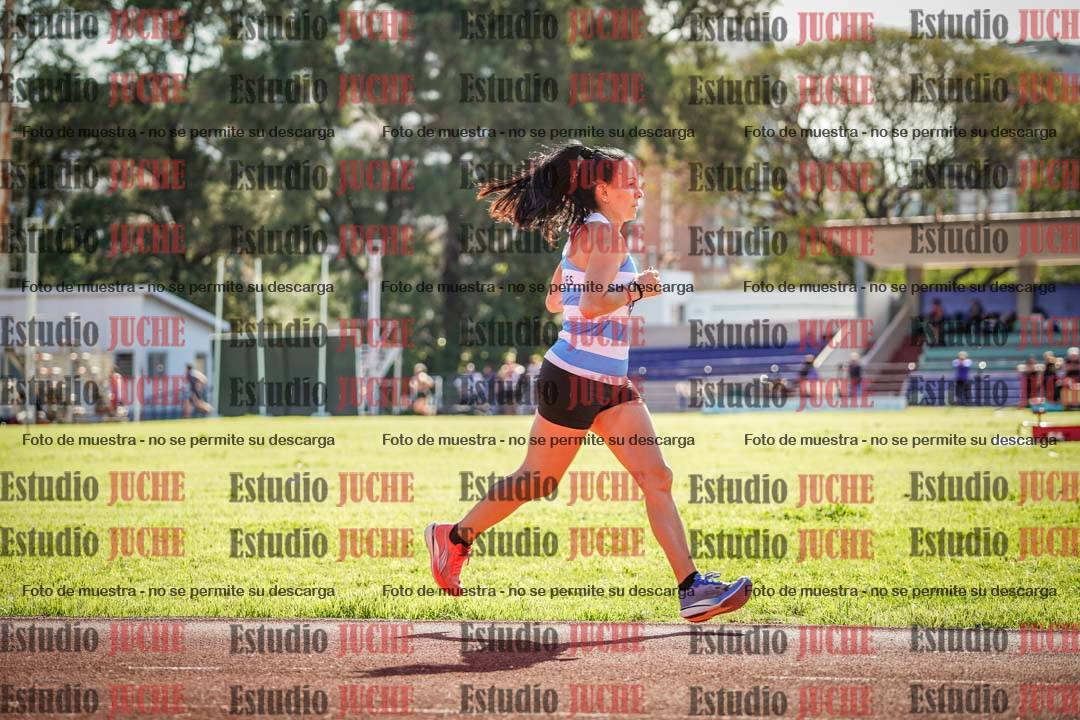 Fotos de los 5000 m llanos de mujeres y varones