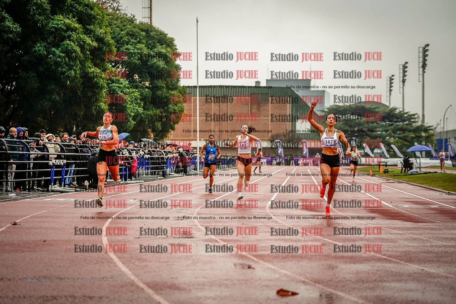 Fotos de los 400 m de mujeres - FINAL