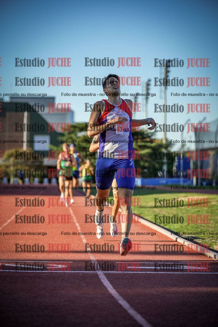 Fotos de los 3000 m llanos de varones