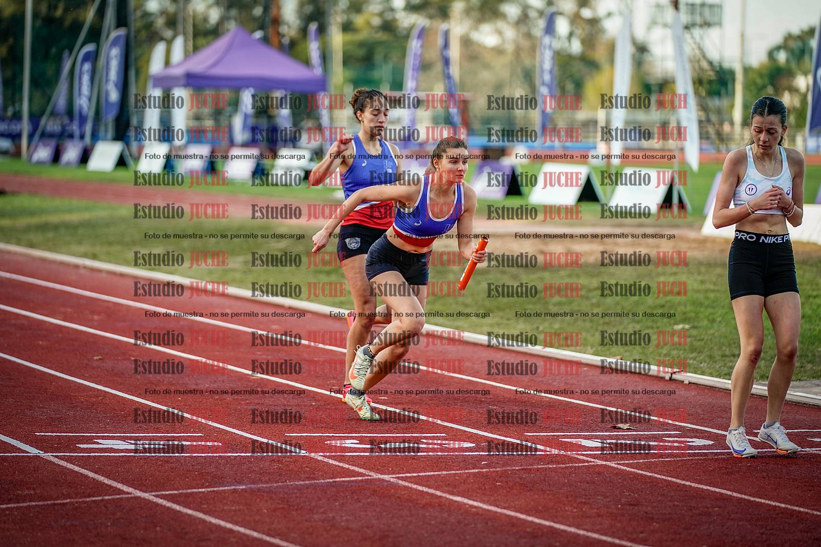 Fotos de las postas 4x400 m de mujeres