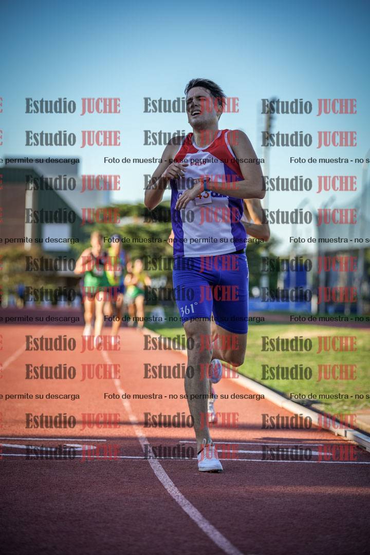 Fotos de los 3000 m llanos de varones
