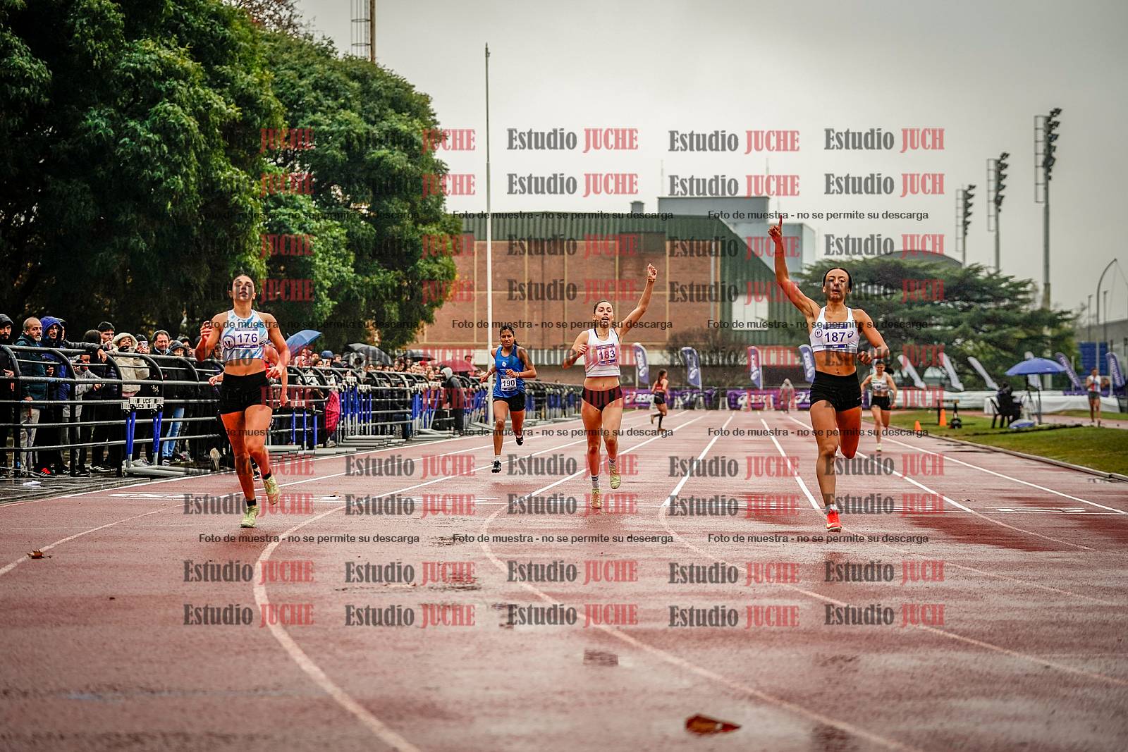 Fotos de los 400 m de mujeres - FINAL