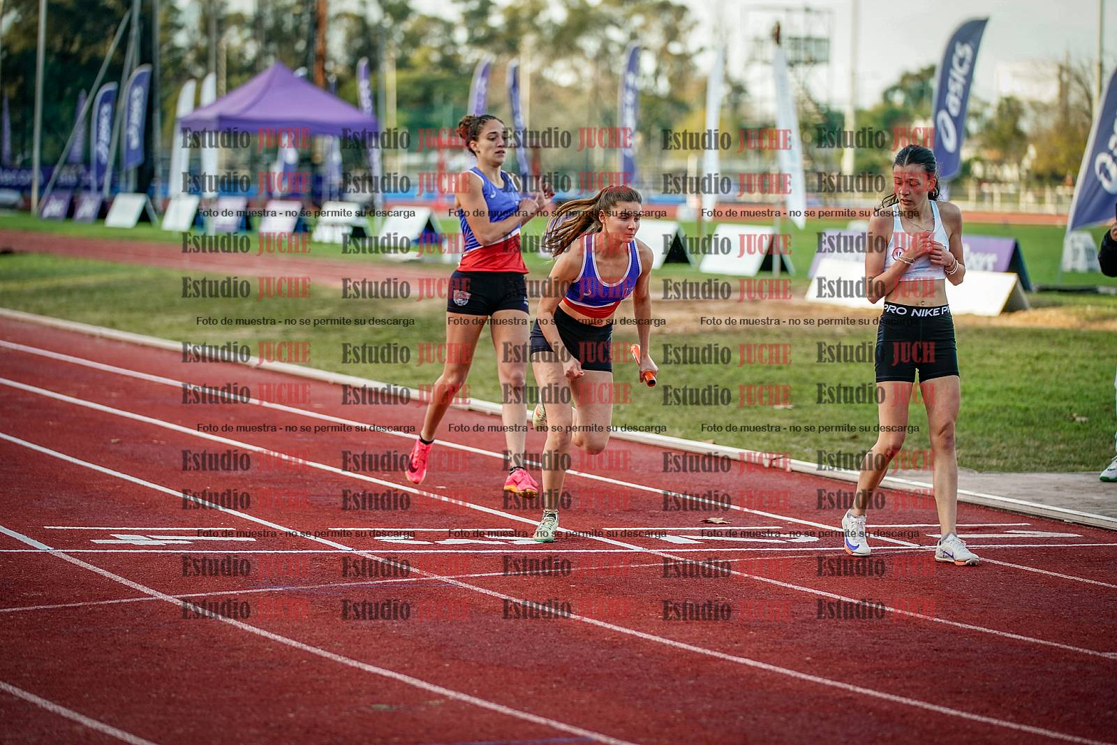 Fotos de las postas 4x400 m de mujeres