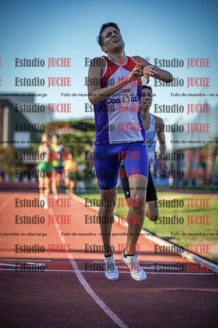 Fotos de los 3000 m llanos de varones