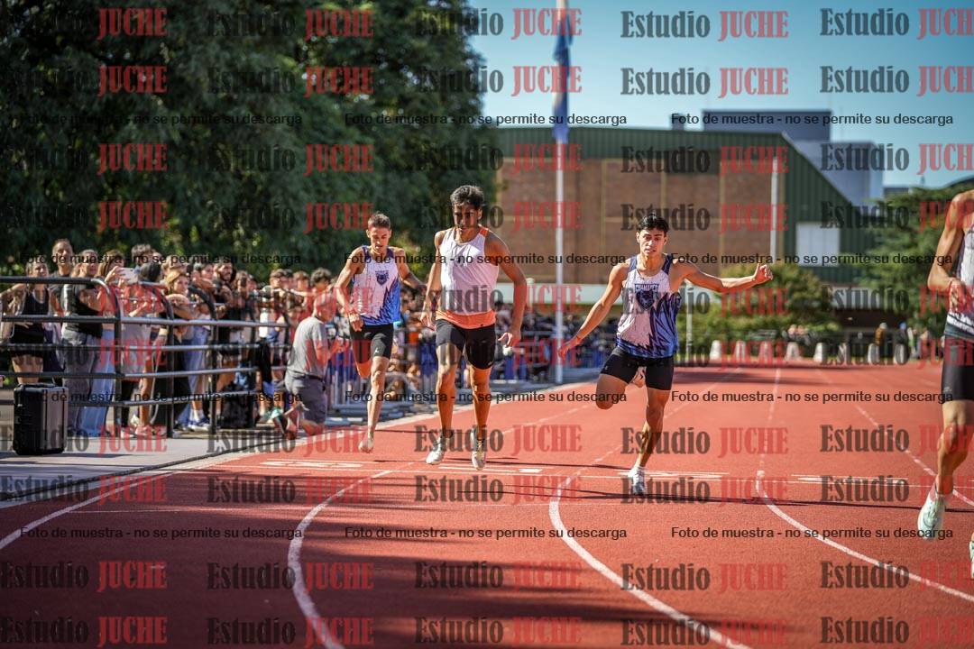 Fotos de los 400 m llanos de varones