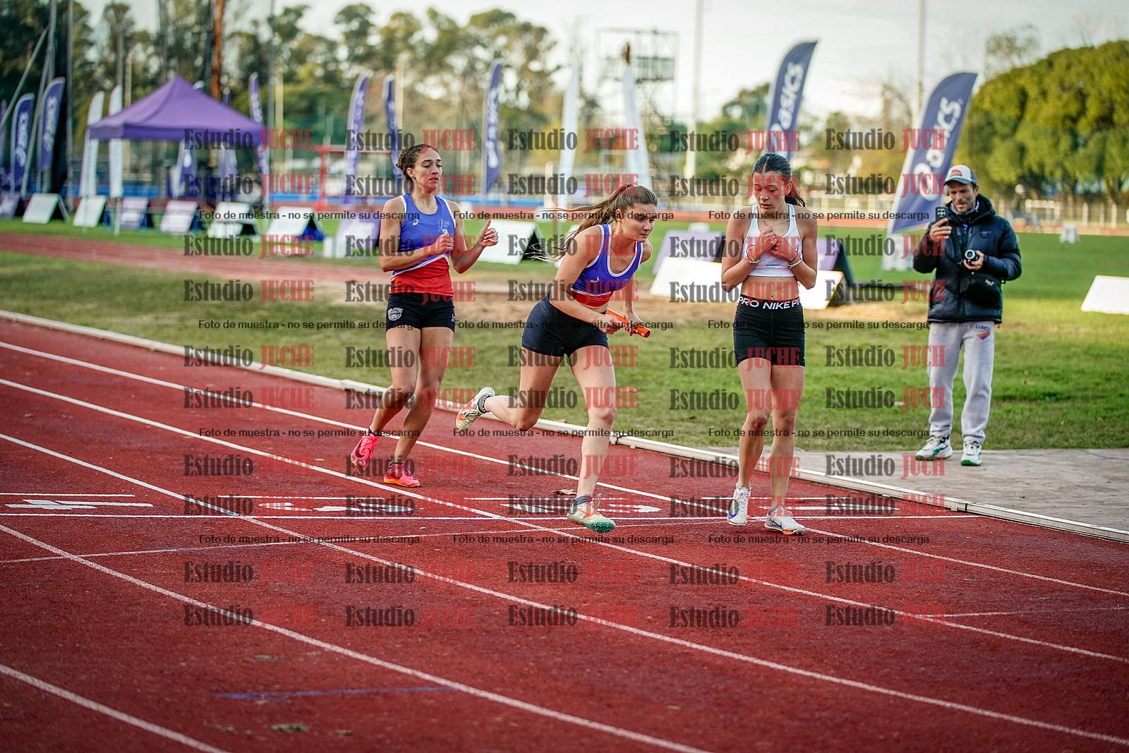 Fotos de las postas 4x400 m de mujeres