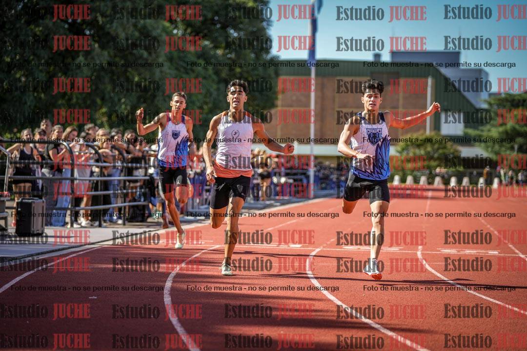 Fotos de los 400 m llanos de varones