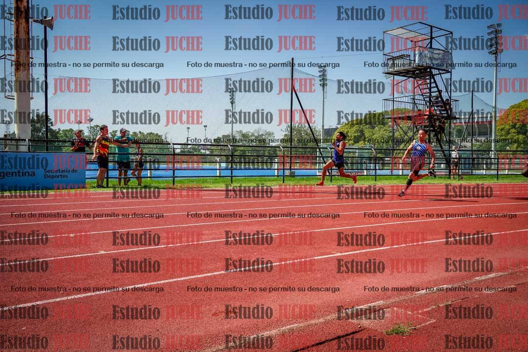 Fotos de los 200 m llanos de varones