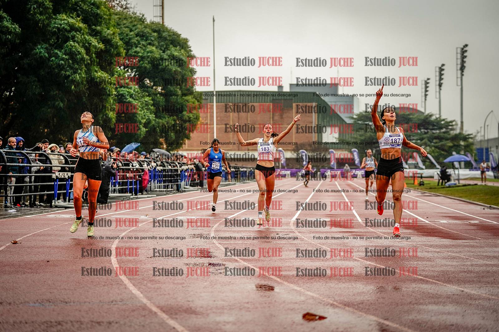 Fotos de los 400 m de mujeres - FINAL
