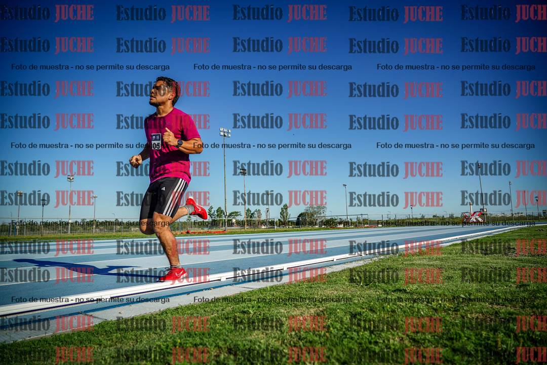 Fotos de los 3000 m llanos de varones