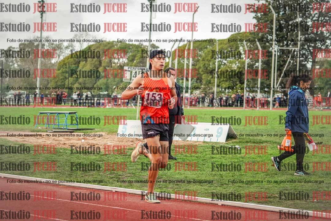 Fotos de los 3000 m llanos de varones
