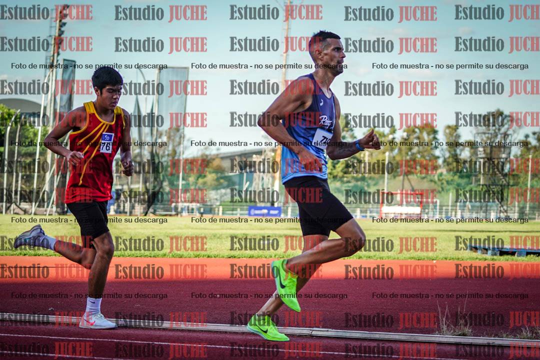 Fotos de los 3000 m llanos de varones