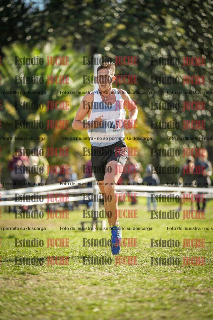 Fotos de la llegada del cross de 8000 m