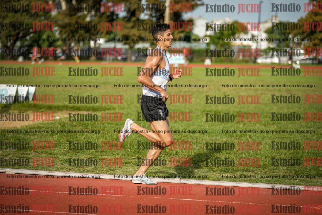 Fotos de los 3000 m llanos de varones