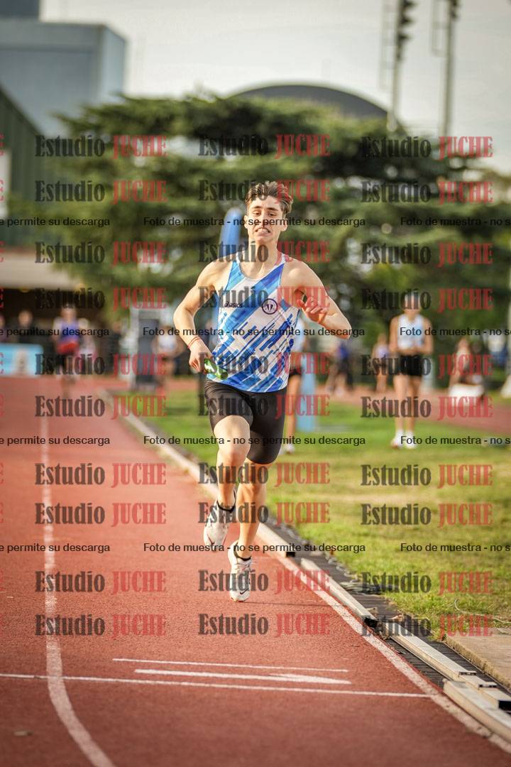 Fotos de las Postas 8x300 m mixta