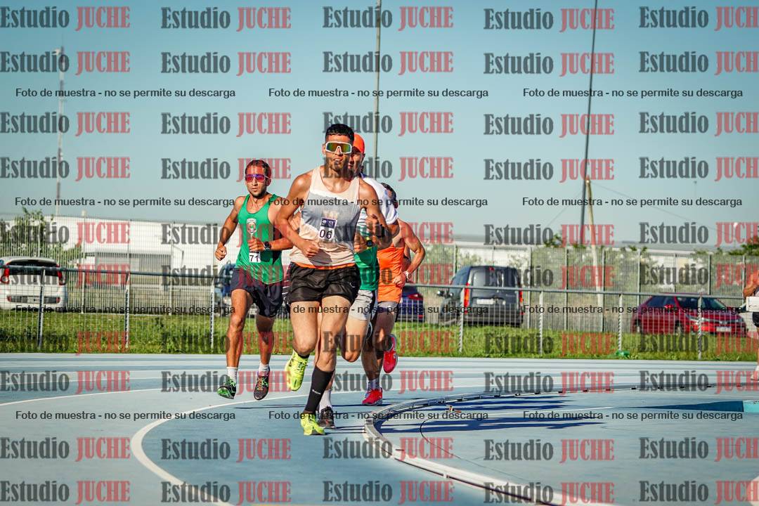 Fotos de los 3000 m llanos de varones