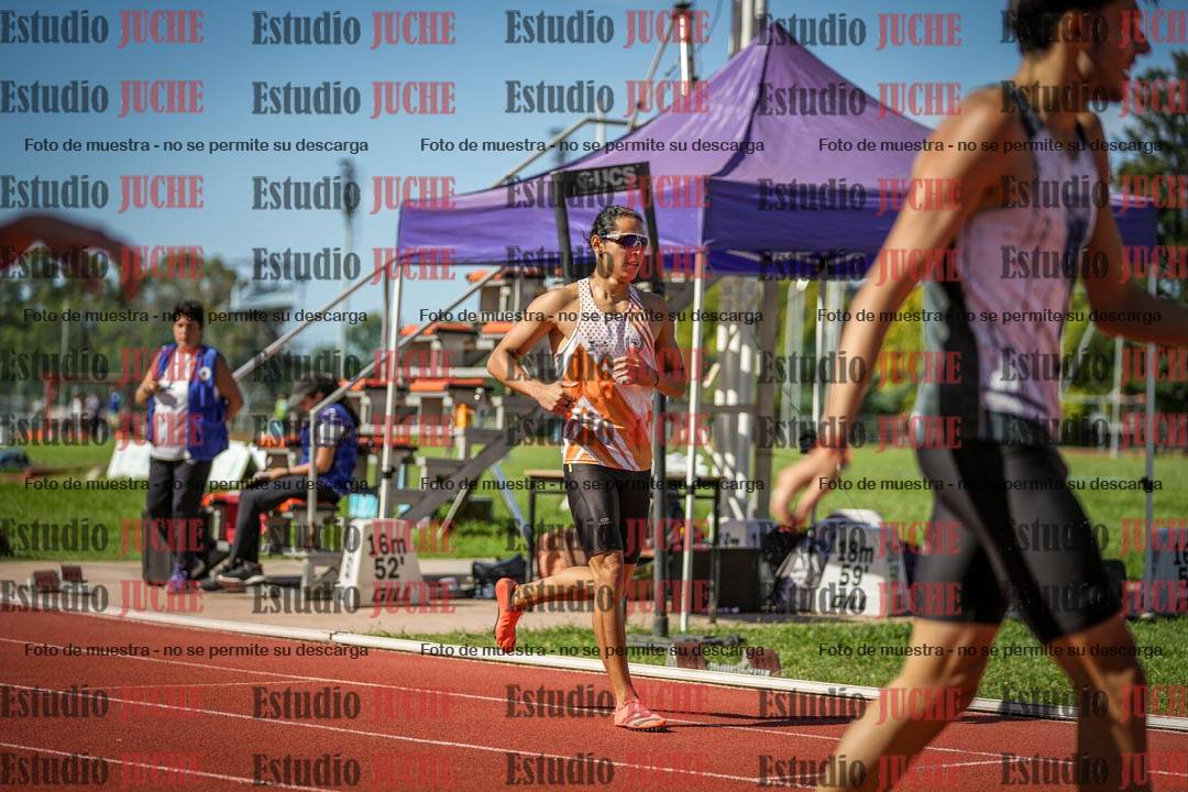 Fotos de los 400 m llanos de varones