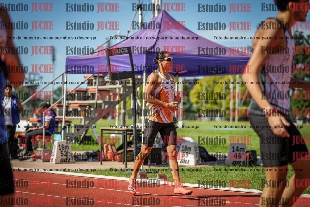 Fotos de los 400 m llanos de varones