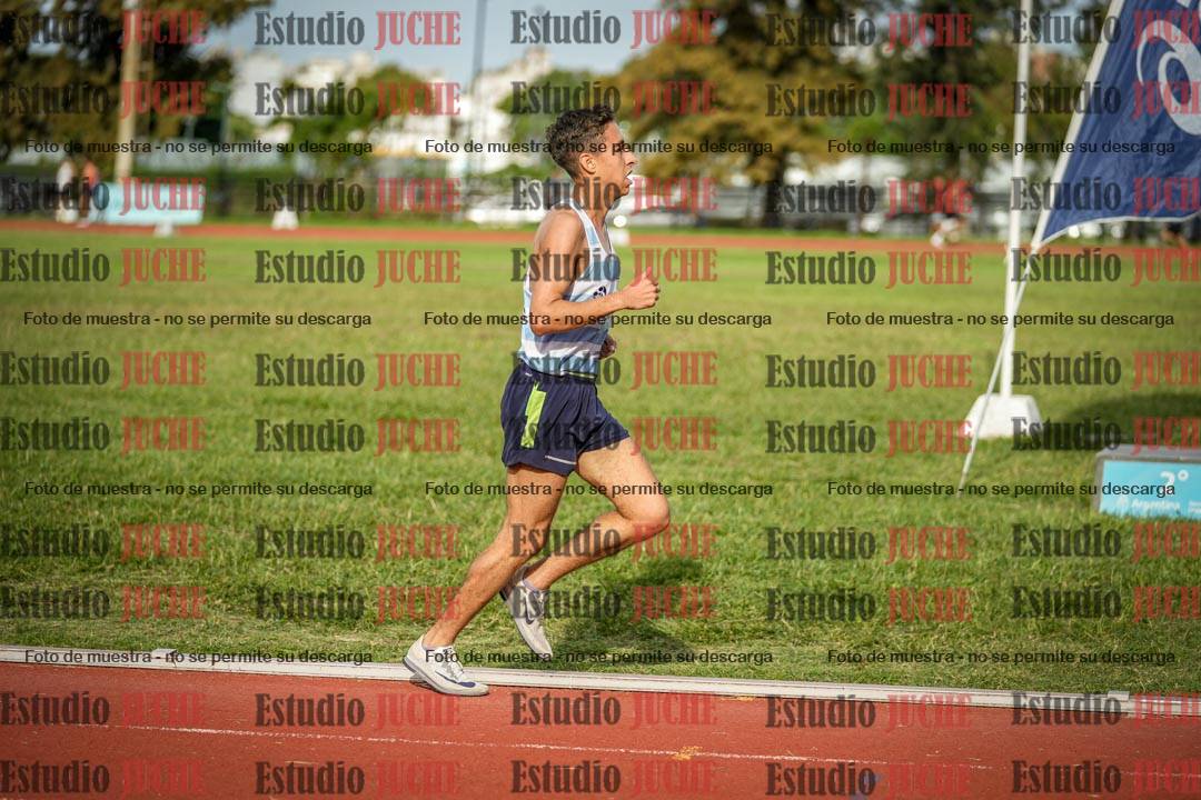Fotos de los 3000 m llanos de varones