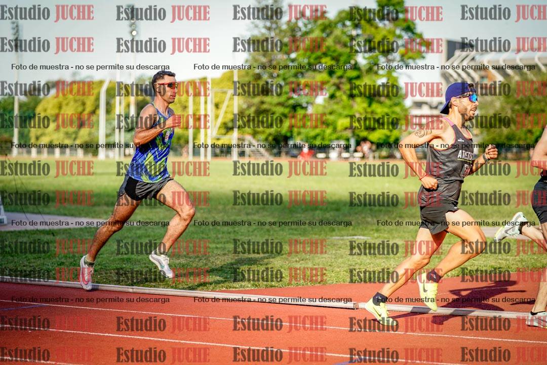 Fotos de los 1500 m llanos de varones