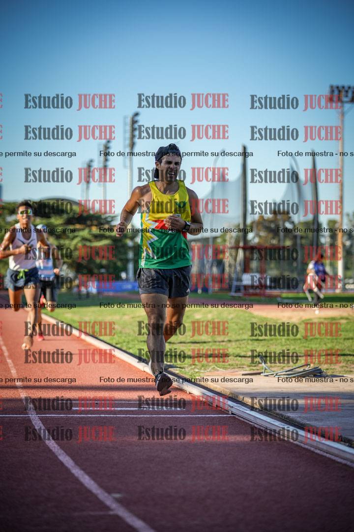 Fotos de los 3000 m llanos de varones
