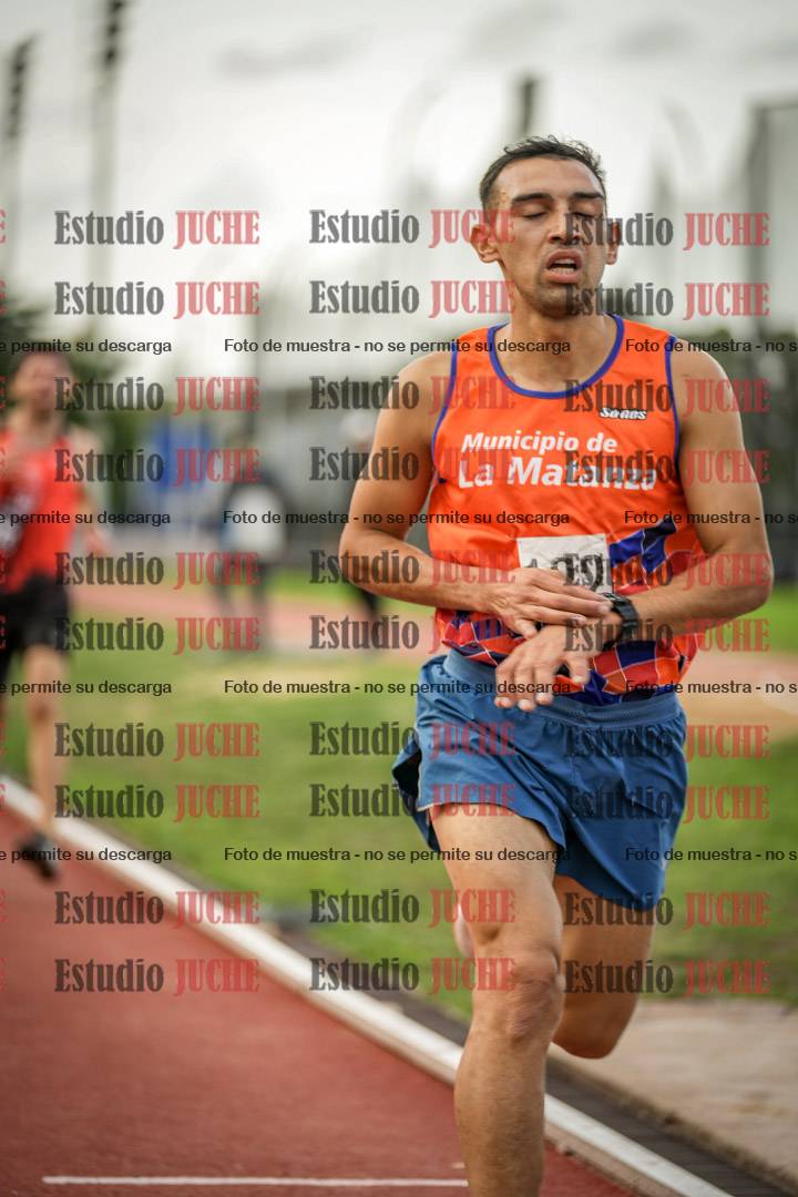 Fotos de los 3000 m llanos de varones