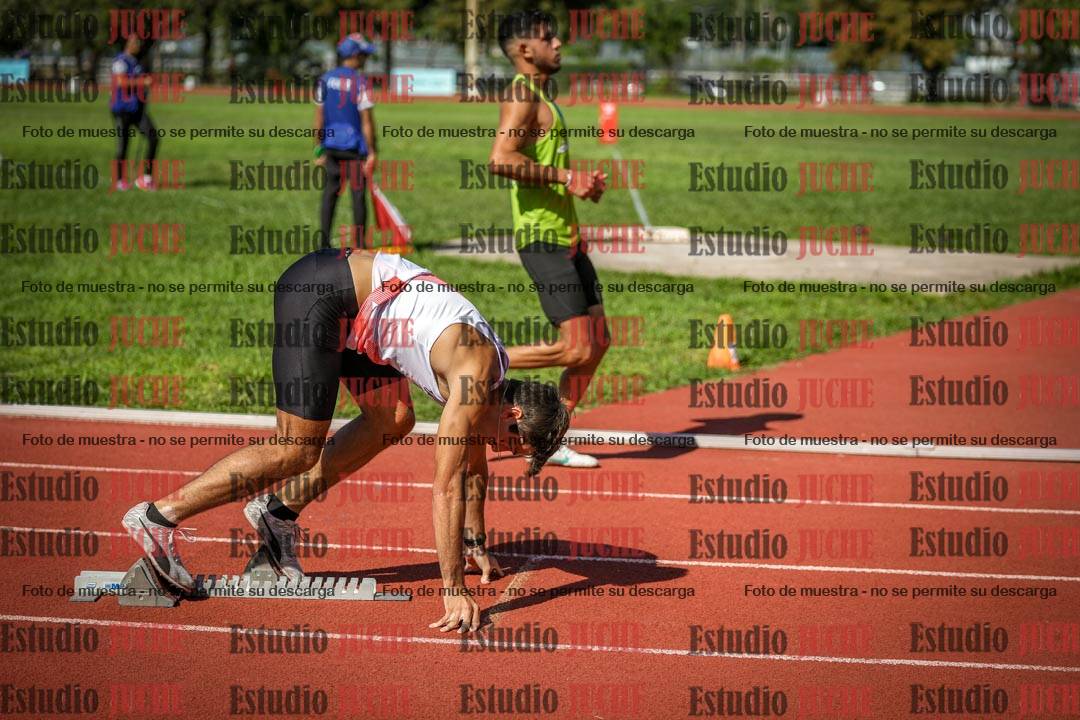 Fotos de los 400 m llanos de varones