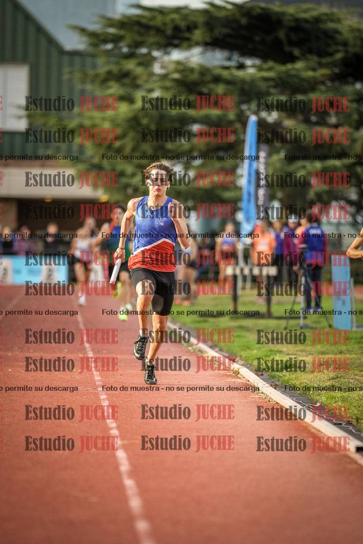 Fotos de las Postas 8x300 m mixta