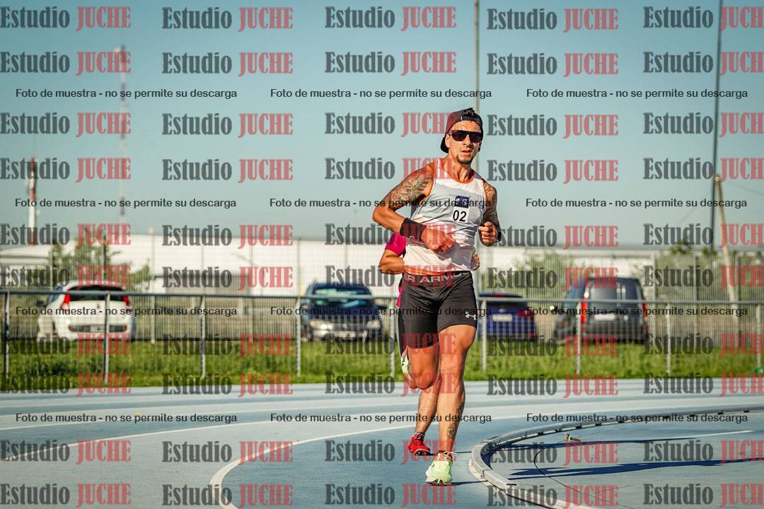 Fotos de los 3000 m llanos de varones