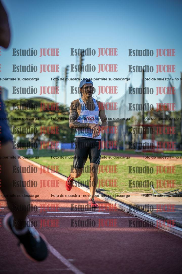 Fotos de los 3000 m llanos de varones