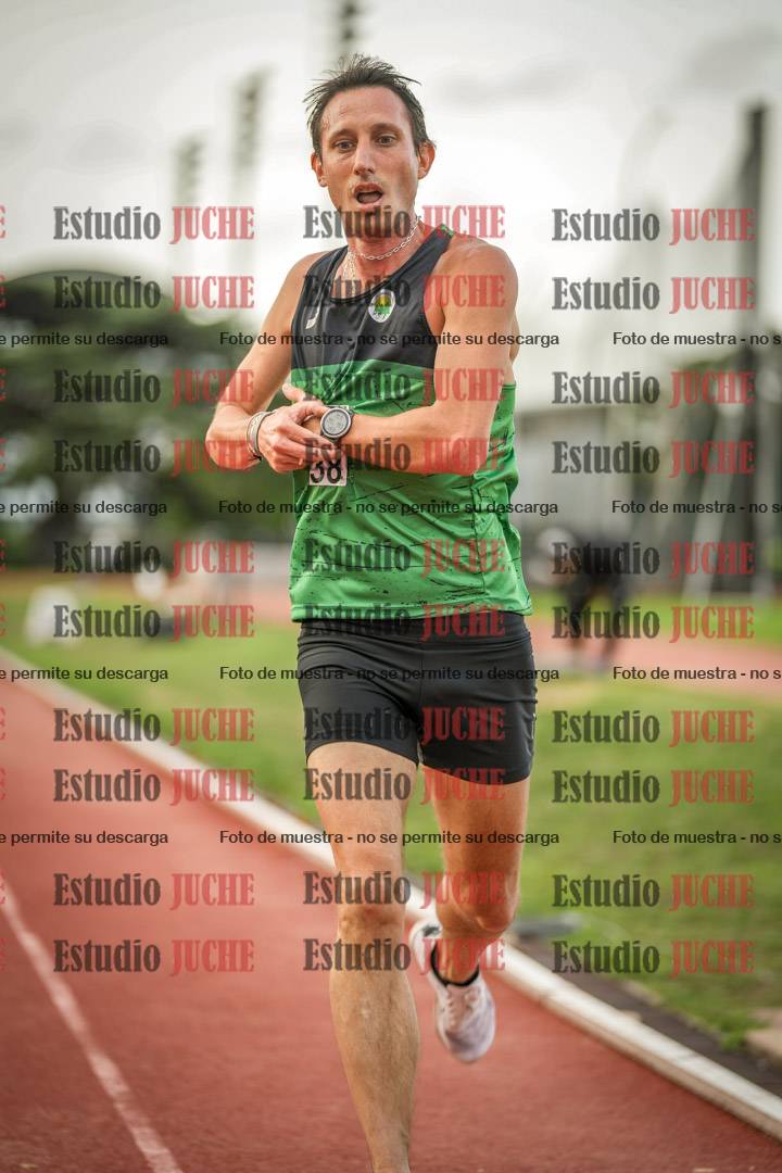 Fotos de los 3000 m llanos de varones