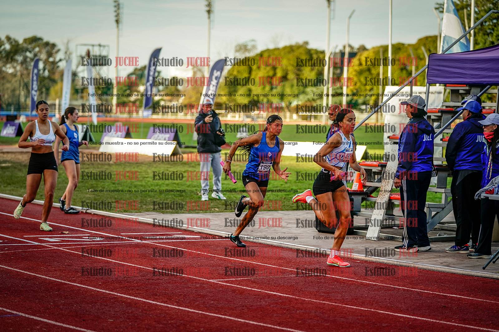 Fotos de las postas 4x400 m de mujeres