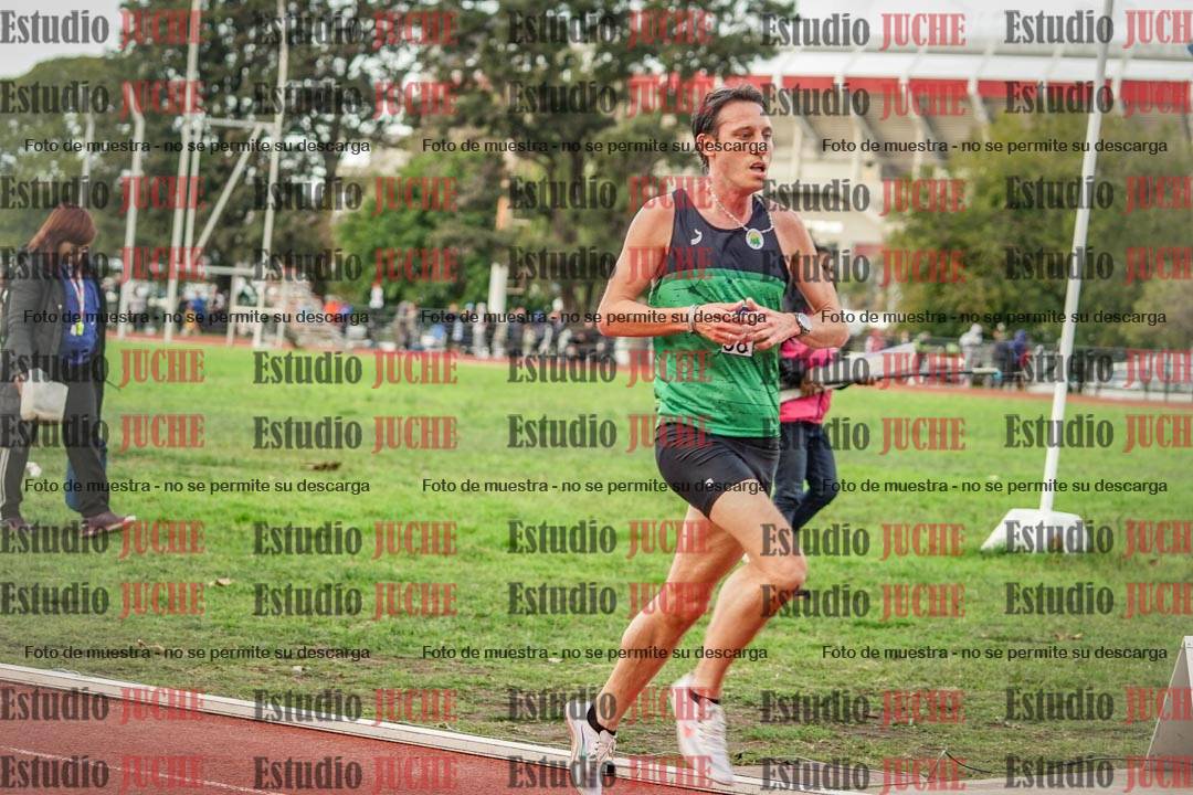 Fotos de los 3000 m llanos de varones