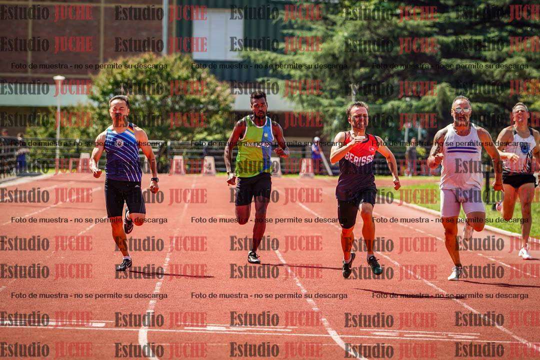 Fotos de los 200 m llanos de varones