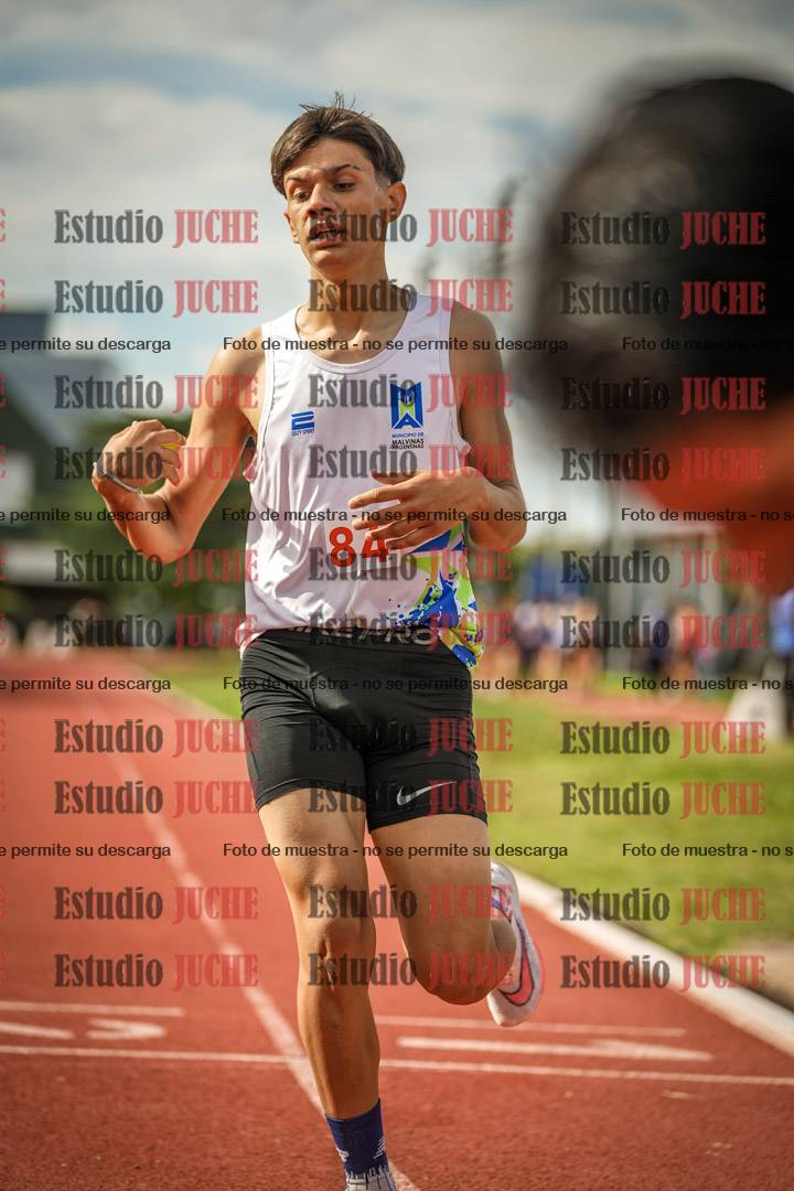 Fotos de los 800 m llanos de varones